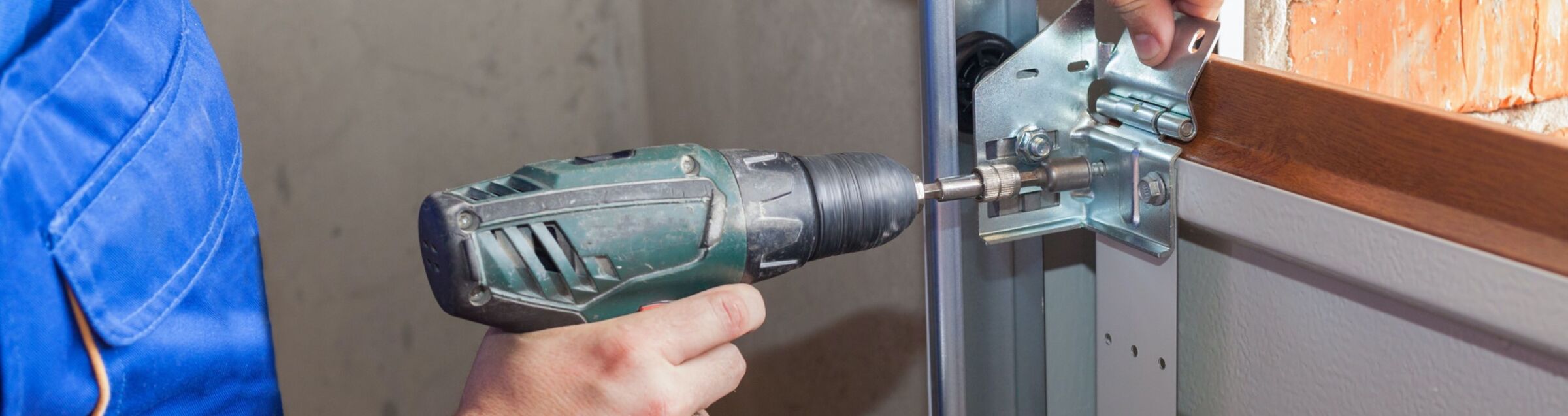 Professional garage door repair service